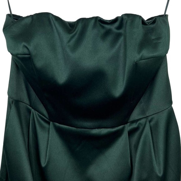 EUC Express Design Studio Hunter Green Satin Formal Strapless Dress w/Pockets 6 - Picture 1 of 4
